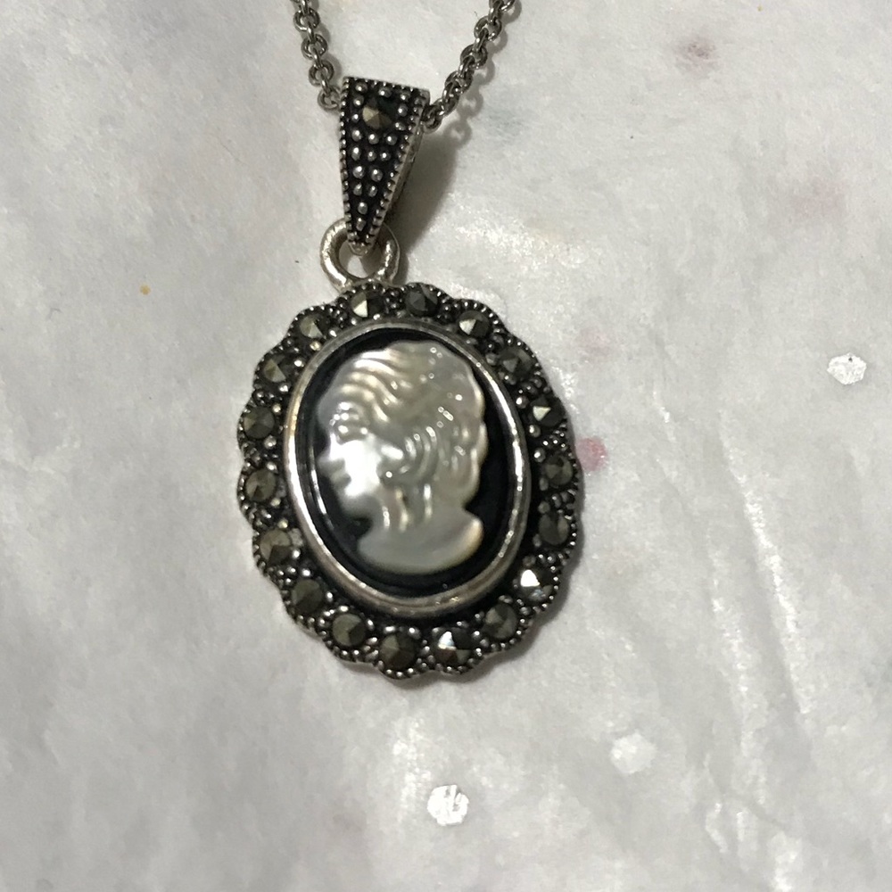 Mother of pearl sterling silver cameo necklace